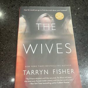 Book The Wives by Tarryn Fisher